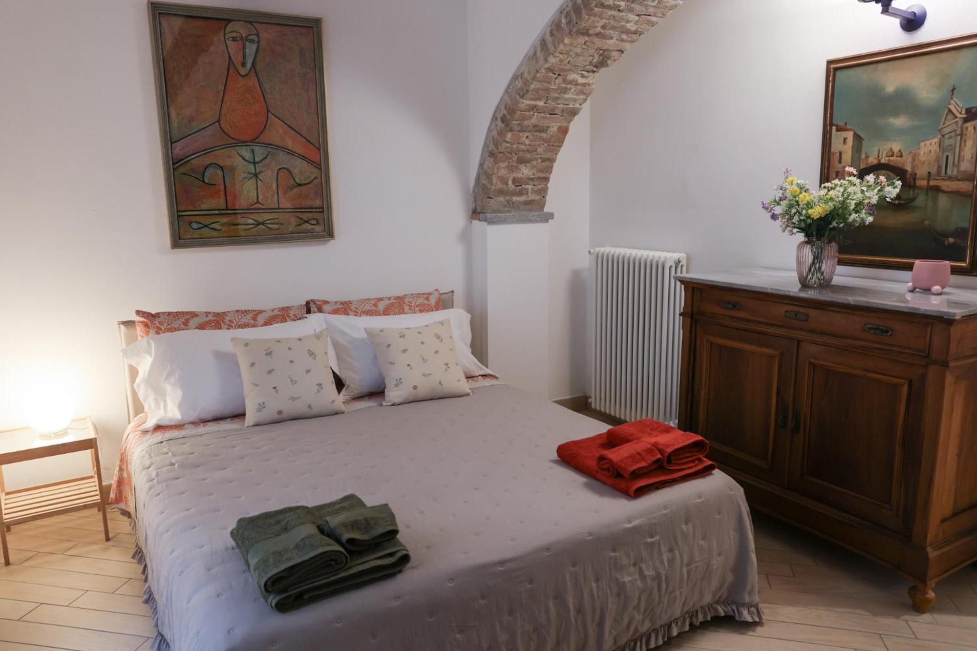 Asti Historic Center - Appartamento Trincotto Eksteriør billede